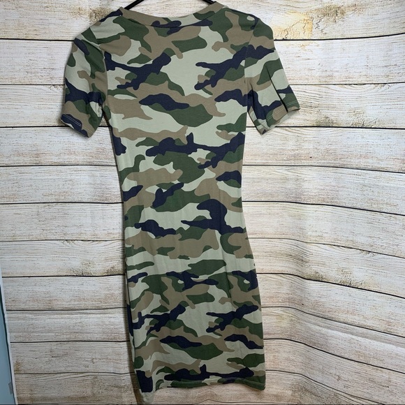 Camo T-shirt Bodycon Dress - Picture 3 of 6